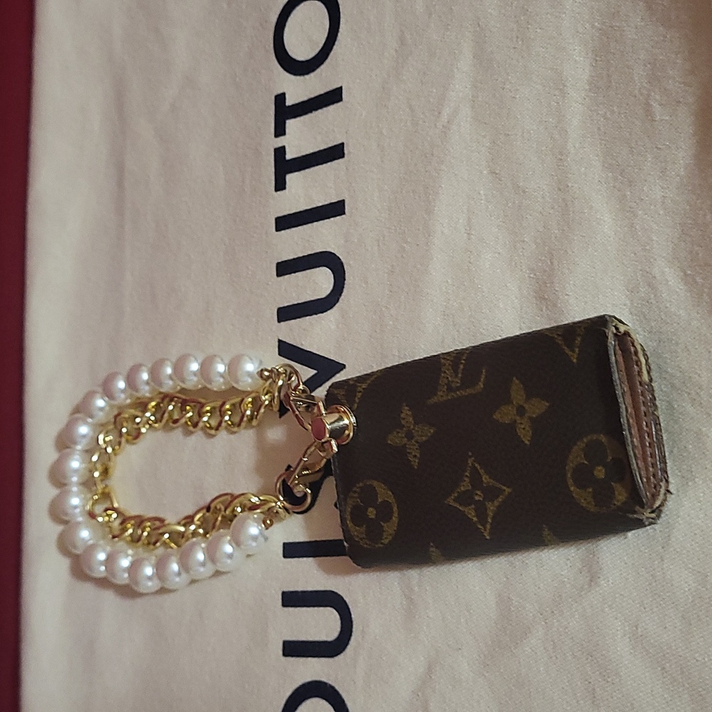 Louis Vuitton wrist key holder only